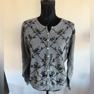 Tiara Gray Knit Top with Black Beaded Details. Size Large